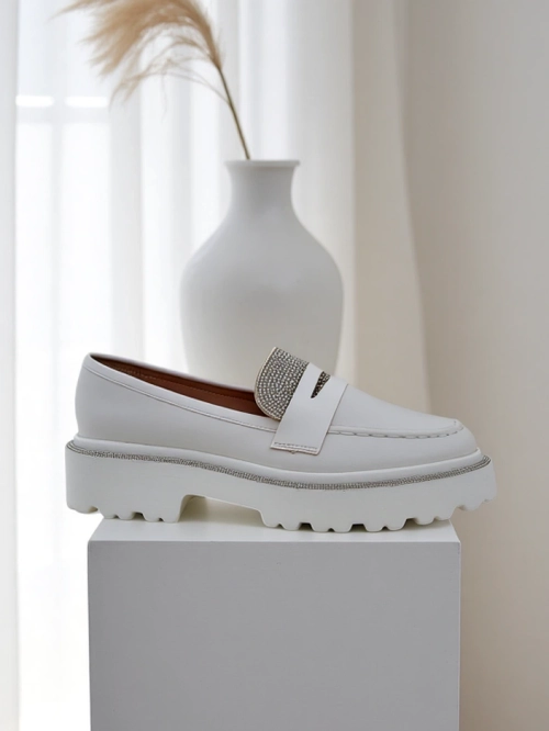 Royalfashion Жіноче мокасини з стразами Vinness