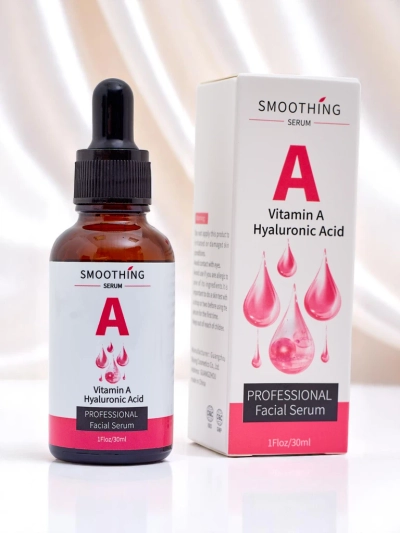 Glättendes Serum mit Vitamin A und Hyaluronsäure