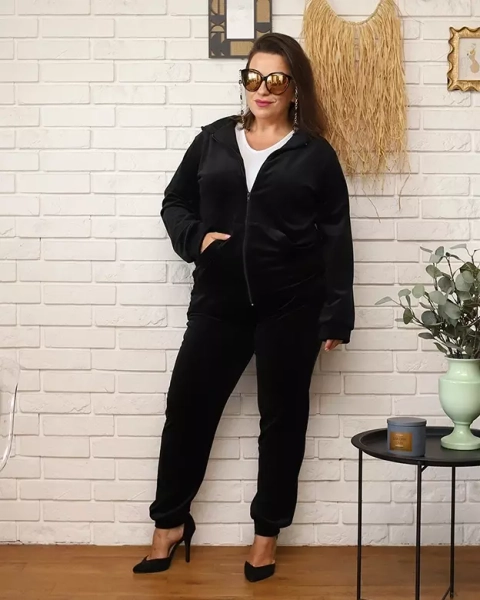 Жіночий спортивний комплект Royalfashion Black PLUS SIZE