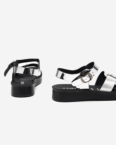 Silber lackierte Sandalen mit flachem Absatz Pulqo- Footwear