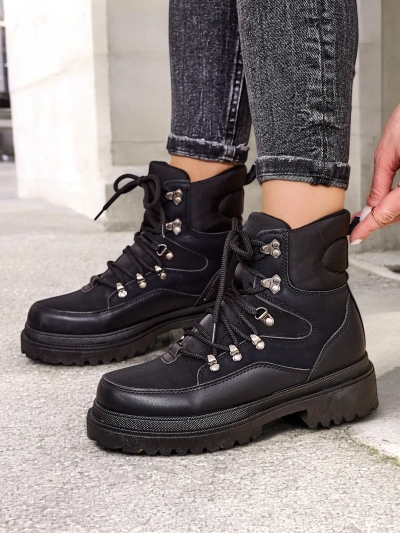 Royalfashion Damen Trapper Stiefel Savelly