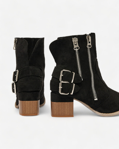 Royalfashion Dekorierte Stiefel mit Absatz in Schwarz Zerta