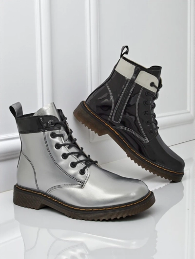 Damen Stiefeletten Perseida Nero aus ökologischem Lackleder, zum Schnüren