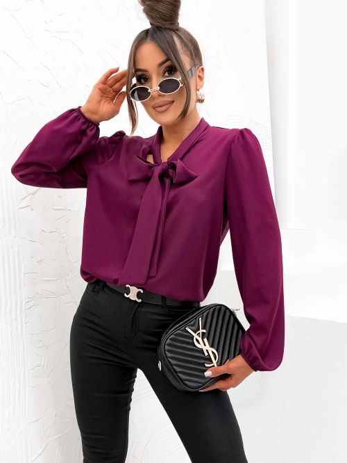 Royalfashion Жіноча блуза з бантом