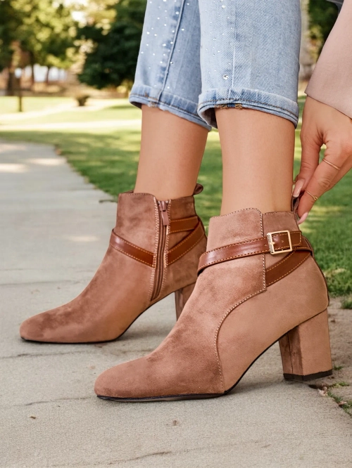 Жіночі борці велічного каблука Eloron