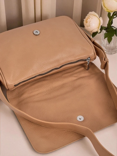 Royalfashion Kleine Damenhandtasche aus Öko-Leder Kovu Fasi