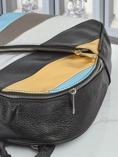 Royalfashion Damenrucksack aus Kunstleder mit Streifen Metallic Stripes