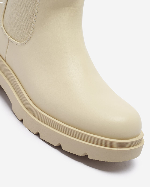 Бежеві жіночі високі черевики на пласкому каблуці Vedesa - Одяг