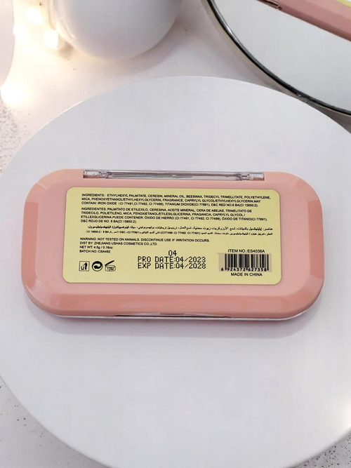 Матуюча палітра для контурингу 3 відтінки Vanilla Coffee