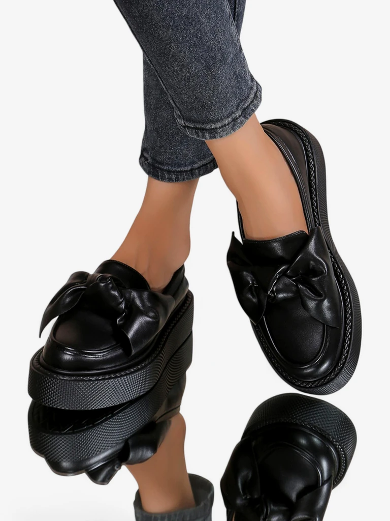 Royalfashion Elegante Damenmokassins mit einer Schleife Ortto