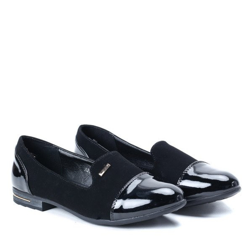 Czarne balerinki z lakierowanym noskiem - Obuwie