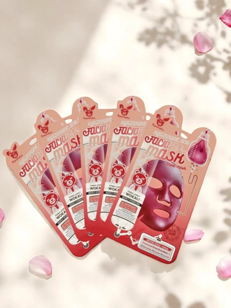 Gesichtsmaske mit Hyaluronsäure beruhigend und festigend