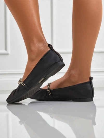 Damen Ballerinas Ariadna Nero – schwarz, flach, Öko-Leder, goldene Verzierung
