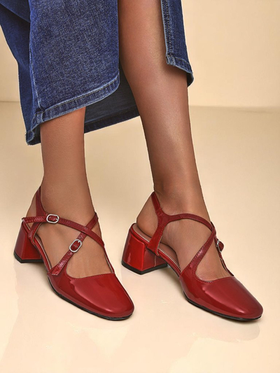 Royalfashion Damenschuhe mit niedrigem Absatz und dekorativen Riemchen Lollita