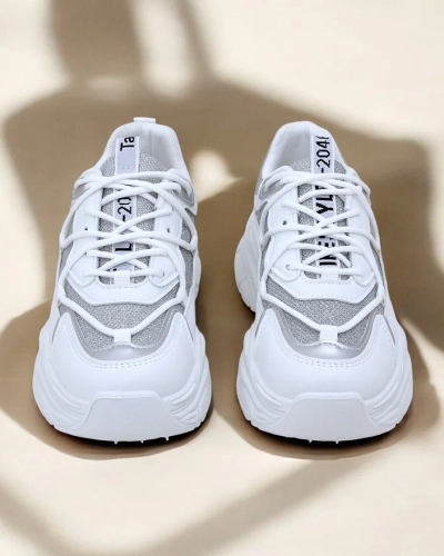 Royalfashion Damensneaker auf einer dickeren Sohle Teresii