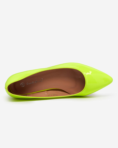 Neongelb lackierte Pumps mit flachem Absatz Oki- Footwear