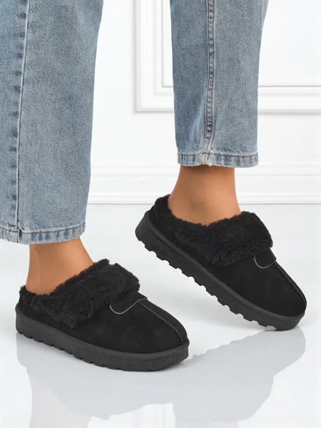 Kurze Damenstiefel a'la Schneestiefel mit Fell Velour Fang