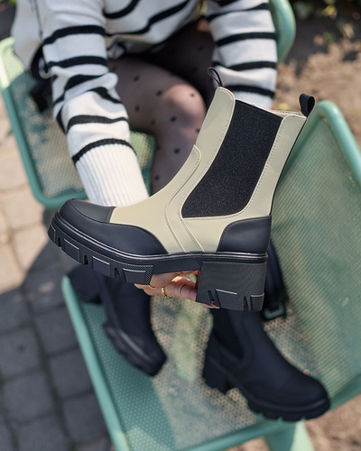 Royalfashion Жіночі матові бежеві черевики Bevta на плоскому каблуці