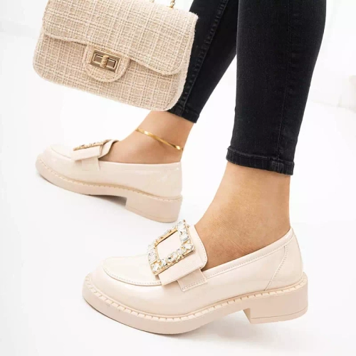 OUTLET Бежеві жіночі туфлі з кристалами Iolara - Взуття