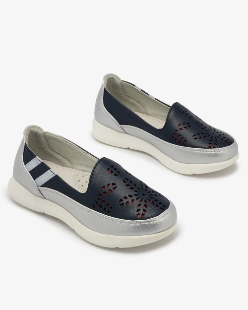 Сліпони сріблясто-блакитні для дівчаток Ewesgi- Footwear