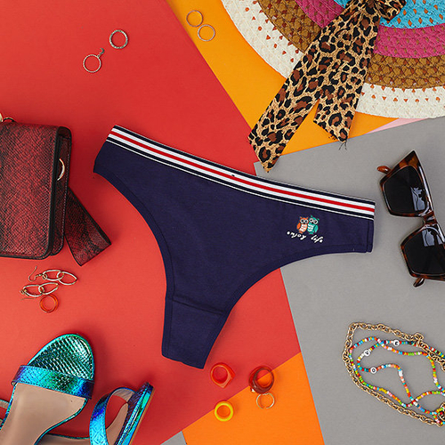 Темно-сині жіночі трусики з принтом