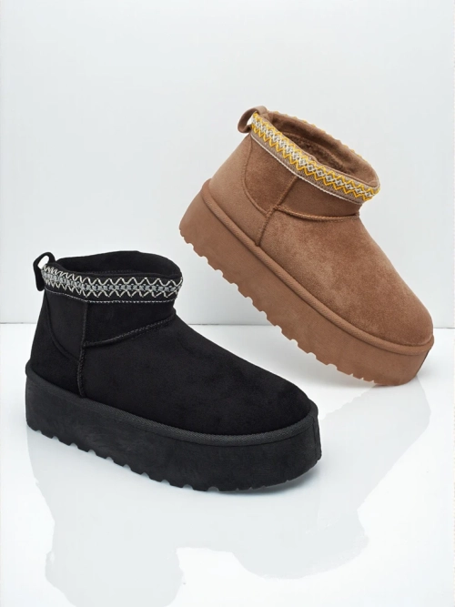 Короткі жіночі черевики a'la снігоходи Nymeria