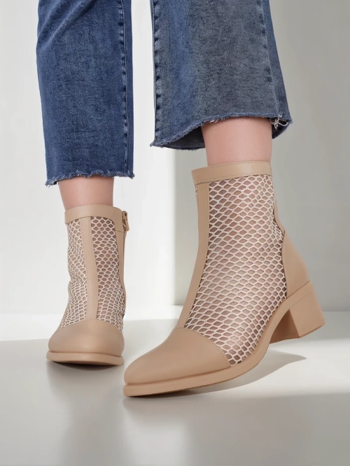 Royalfashion Жіночі черевики з відкритою роботою на низькому підборі Rowices