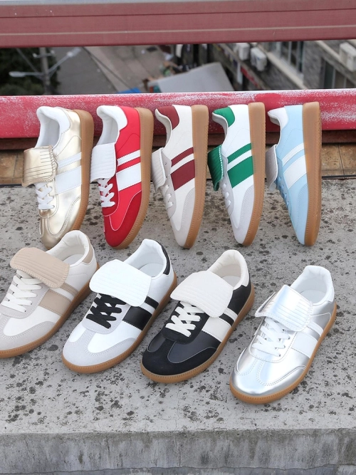 Royalfashion Жіночі спортивні кросівки Ensire