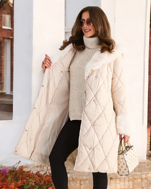 Жіночий стеганий зимовий пуховик Royalfashion