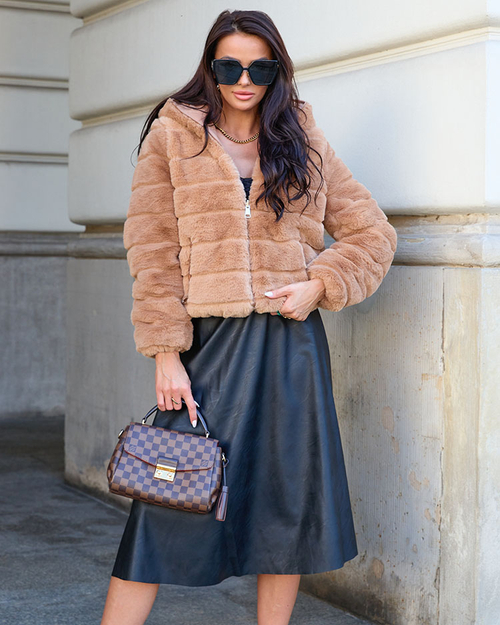 Royalfashion Двостороння жіноча куртка з хутром світло-коричневого кольору