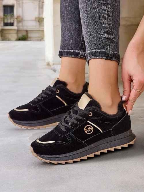 Royalfashion Утеплені кросівки для жінок з хутром Борис