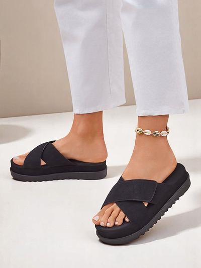 Royalfashion Damensandalen flach Evre