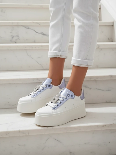 Bella Corsa Ecru Handgefertigte Damen-Sneakers