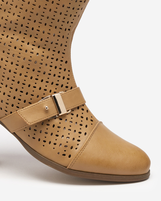 Hellbraune durchbrochene Stiefel mit flachem Absatz Weiluna - Footwear