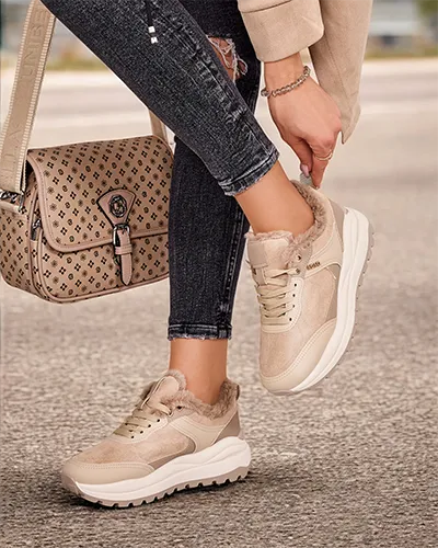 Жіночі утеплені кросівки Royalfashion Ruffi