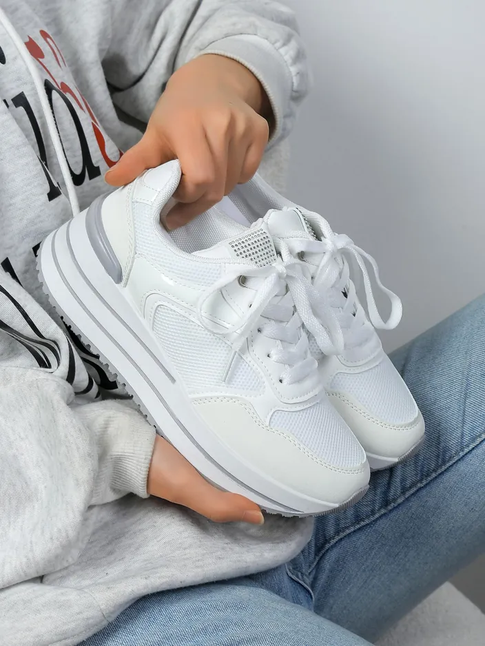 Royalfashion Damen Sport Sneakers auf einer Plattform Revided