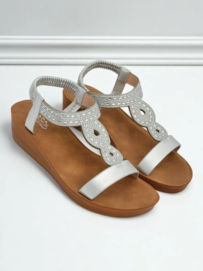 Royalfashion Жіночі сандалі на танкетці з цирконами Agaya