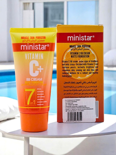 MINI STAR Feuchtigkeitsspendende BB-Creme mit Vitamin C und mattem Finish Hell