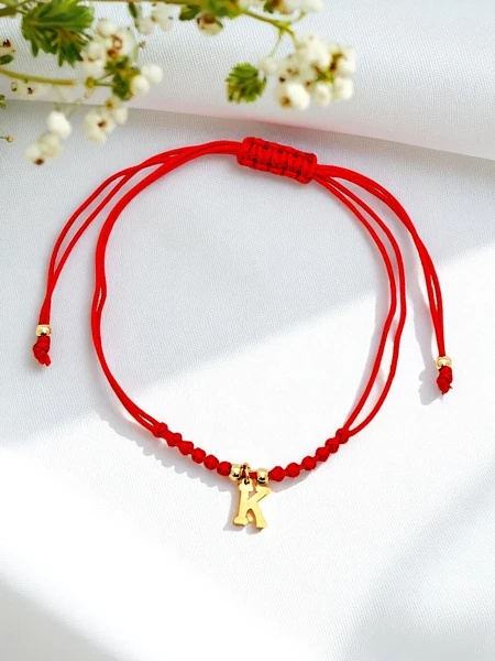 Damenarmband mit dem Buchstaben K