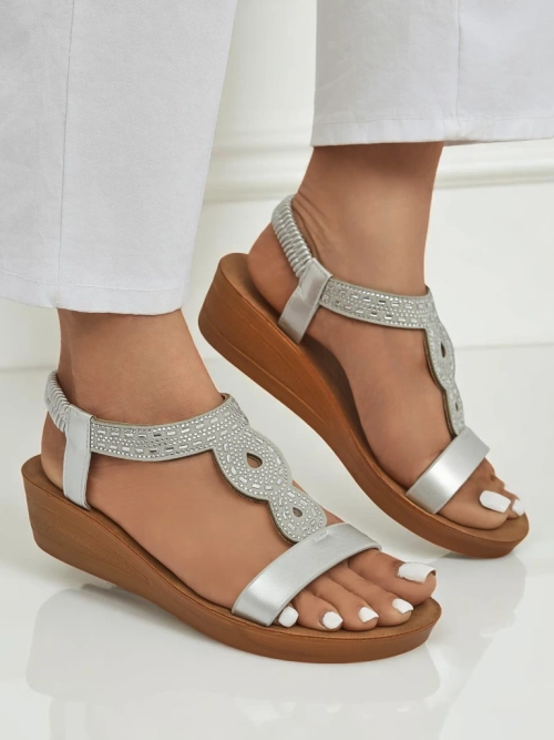 Royalfashion Жіночі сандалі на танкетці з цирконами Agaya