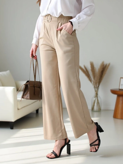 Royalfashion Weite Damenhose mit dekorativem Gürtel
