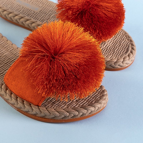 Жіночі шльопанці з помпоном в помаранчевому кольорі Azrail