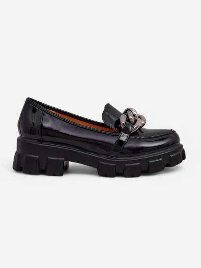 Damen Loafers Hera Nero aus lackiertem Eco-Leder mit Kette, Frühling