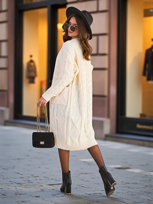 Роялфешн В'язаний жіночий пончо-світшот