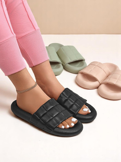 Royalfashion Damen Pantoletten mit flacher Sohle Quilt Walk