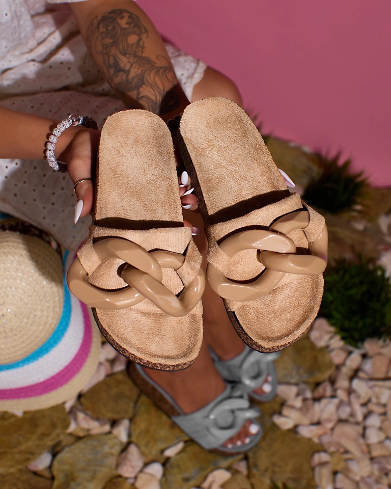 Royalfashion Damen Flip-Flops mit Kunststoffkette in camel Opixi