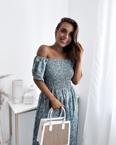 Жіноча сукня міді зеленого кольору - Одяг