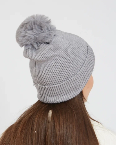 Royalfashion Damen gesteppte Mütze mit Bommel