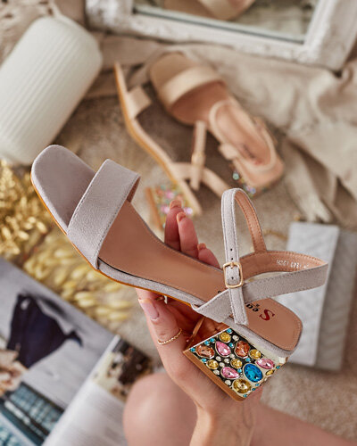 Royalfashion Damen Sandalen auf einem Pfosten mit Kristallen Ohvare