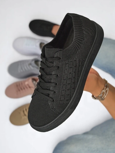 Royalfashion Demetra – schwarze Damen-Sneakers aus Stoff mit flacher Sohle